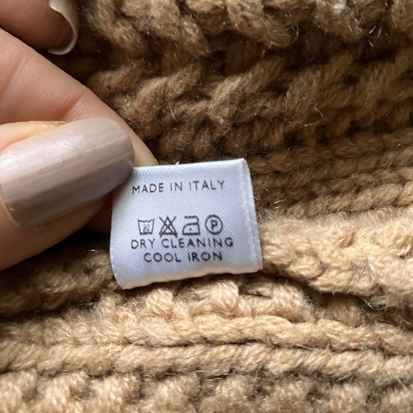 LORO PIANA 100% CASHMERE SWEATER - Picture 4 of 15